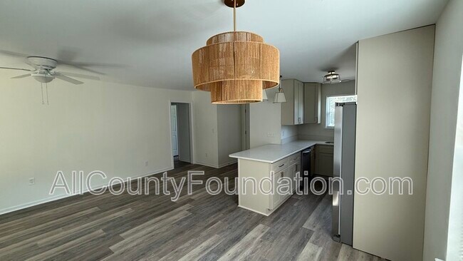 Building Photo - 123 Woodduck Dr