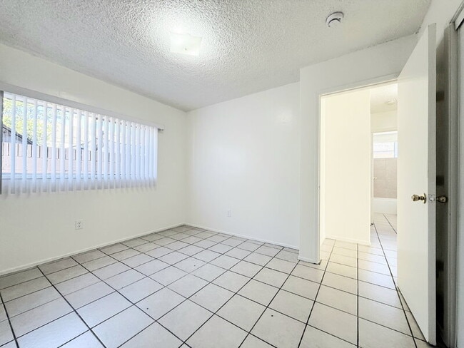 Building Photo - 14035 1/2 Orizaba Avenue