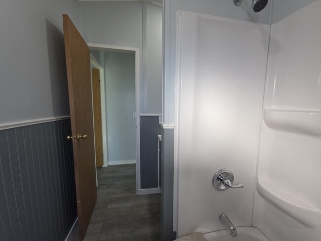 Building Photo - 13542 Trinity Ave