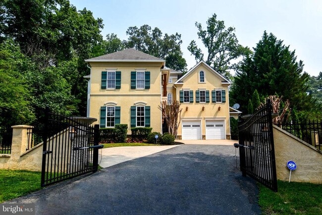 Building Photo - 7104 Old Dominion Dr