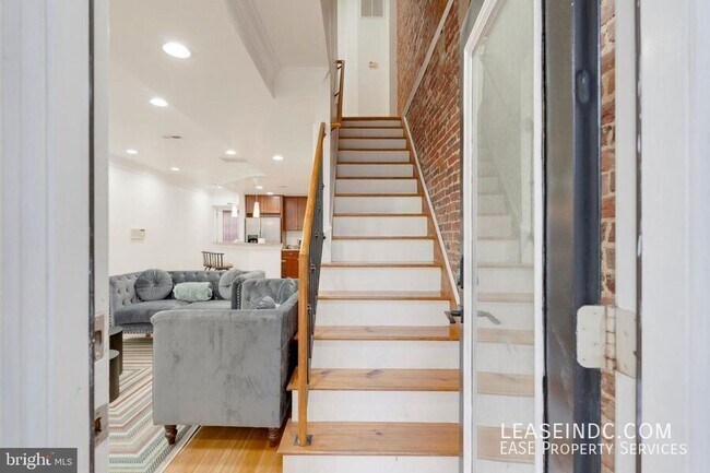 Building Photo - 21 Q St NW