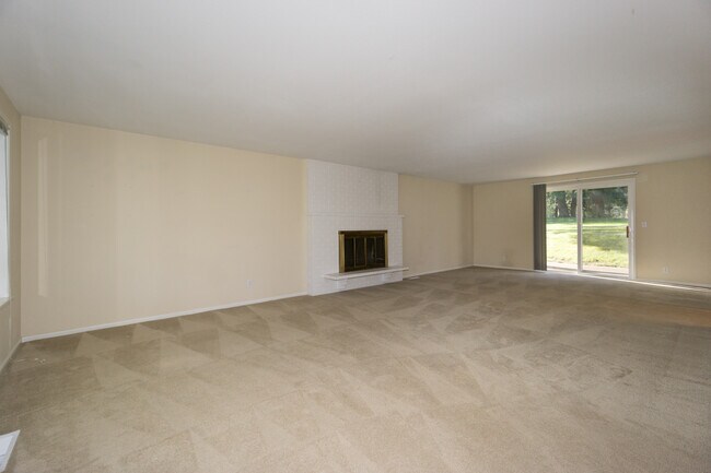 Building Photo - 14829 SE 170th St