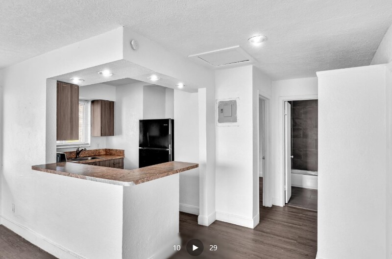 Building Photo - 2160 NW 29th St