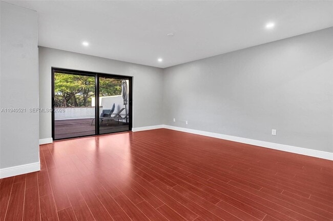 Building Photo - 8898 SW 62nd Terrace