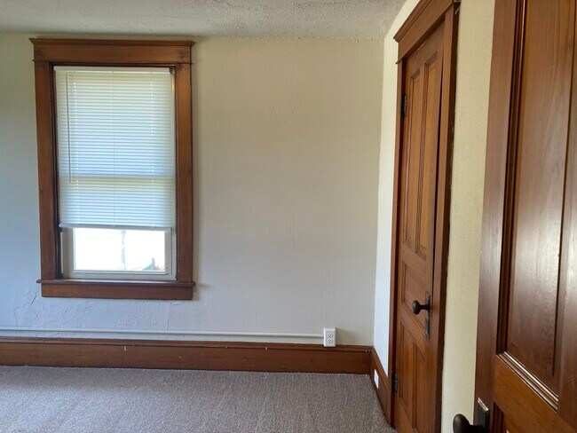 Upstairs bedroom 3 - 136 Fruitville Pike