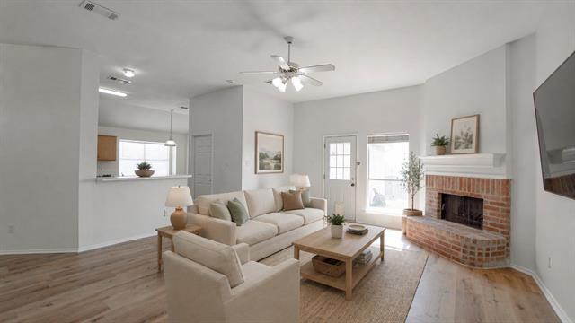 Building Photo - 3124 Creekside Dr