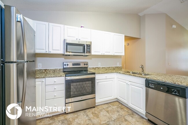 Building Photo - 13 43rd Ct