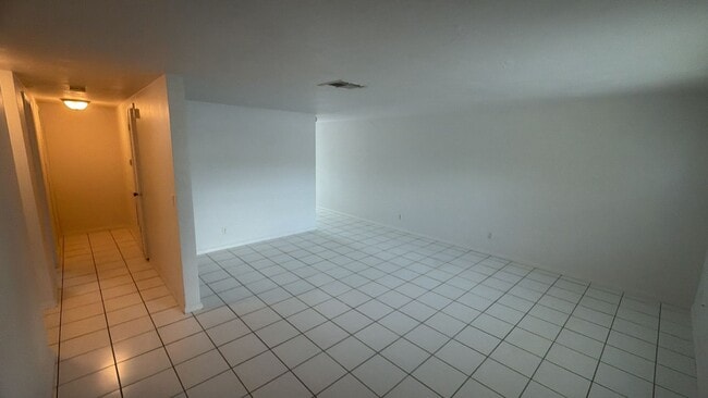 Building Photo - 6403 Eric Dr