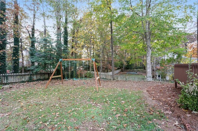 Building Photo - 3520 Billingsley Dr