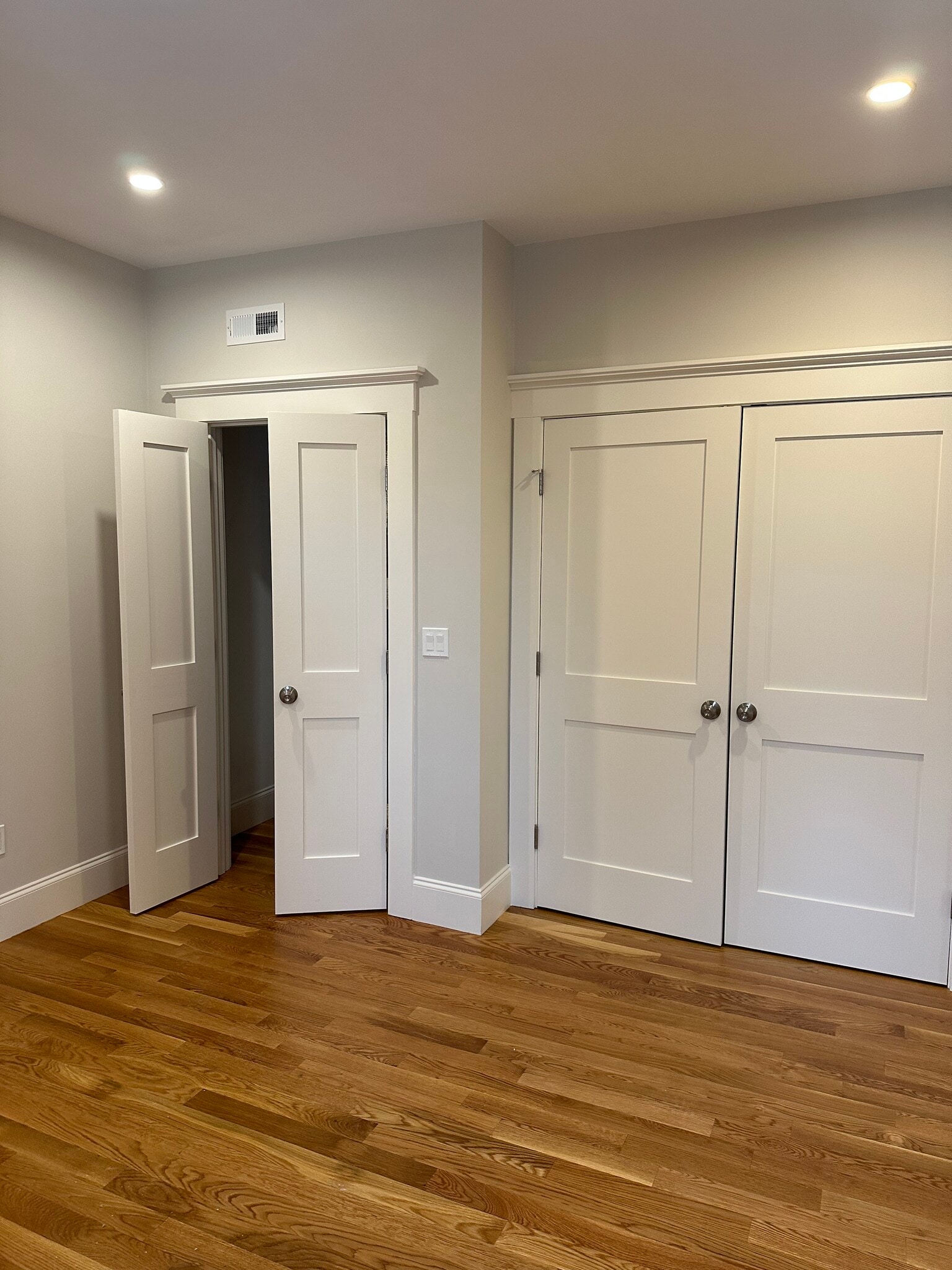 Building Photo - 36 Conant St