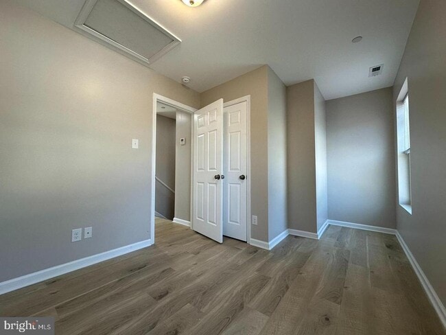 Building Photo - 430 High St