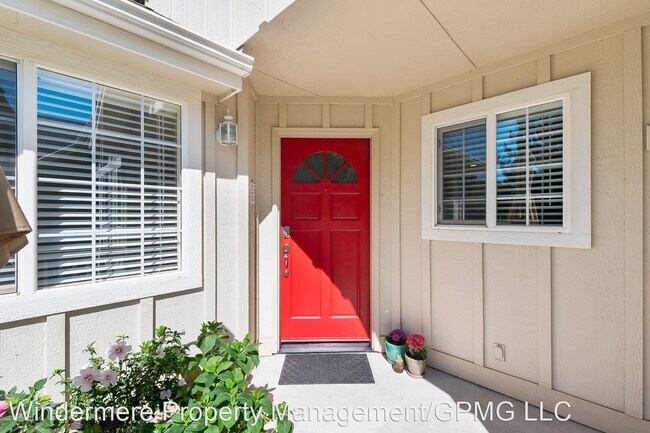Building Photo - 2 br, 2 bath House - 5170 S. Surprise  Wy ...