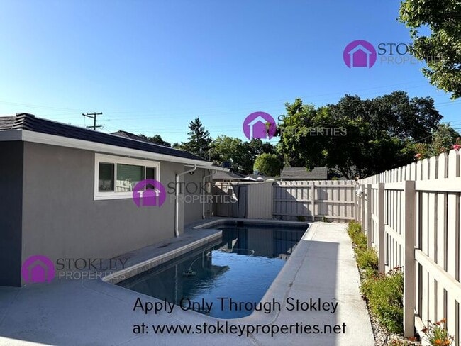 Building Photo - 276 Jennifer Way