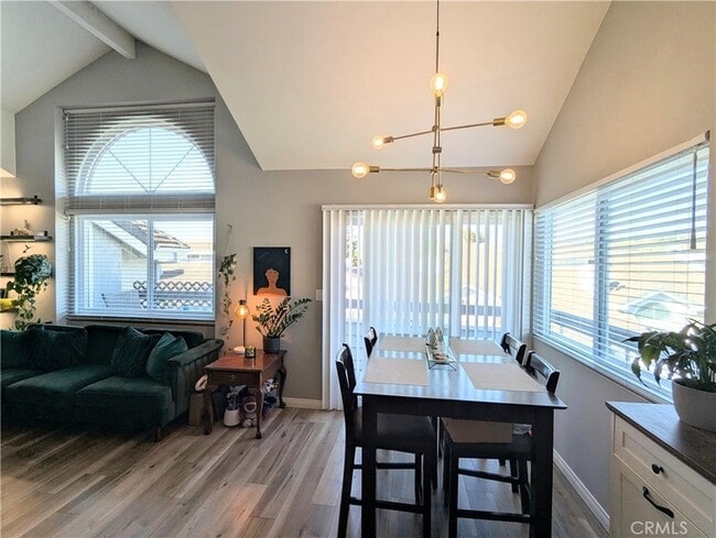 Building Photo - 26857 Claudette St