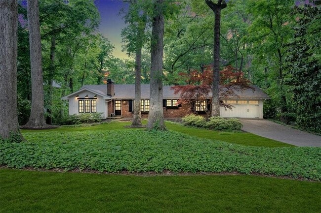 Building Photo - 5592 Colton Dr NE