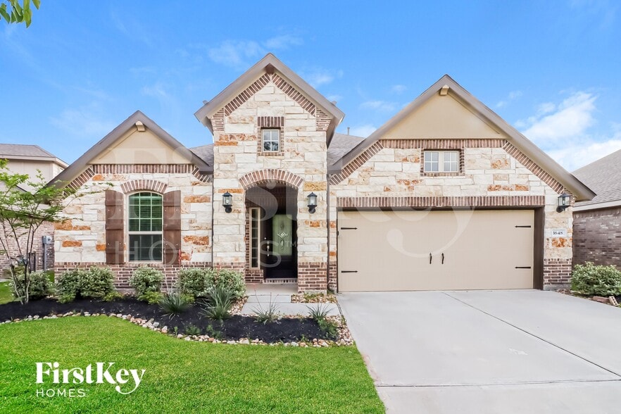 Building Photo - 1648 Breezewood Dr