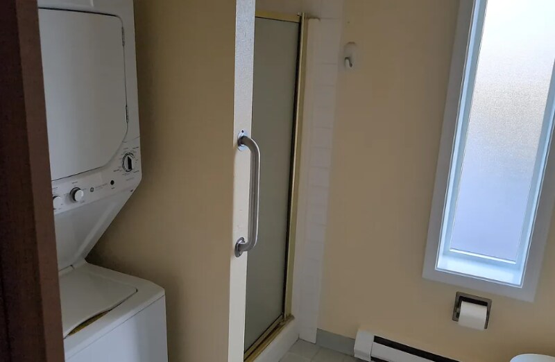 Building Photo - 2201 Romig Pl