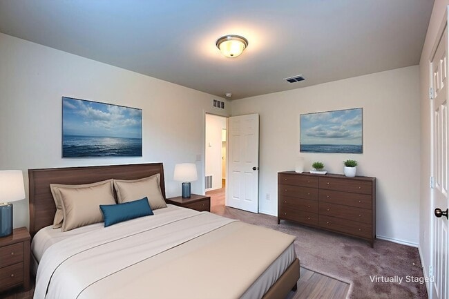 Building Photo - 1426 Tramore Wy