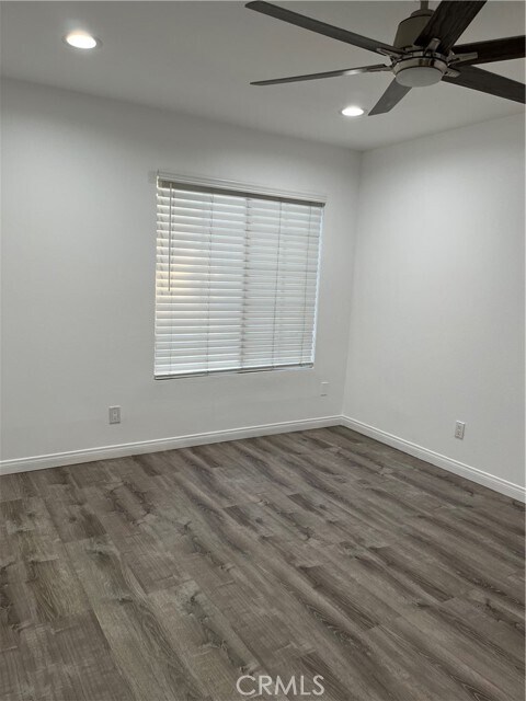 Building Photo - 21400 Burbank Blvd