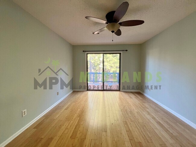 Building Photo - 201 Mariners Row