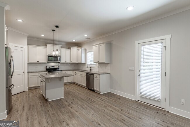 Building Photo - 6459 Wildwood Trail