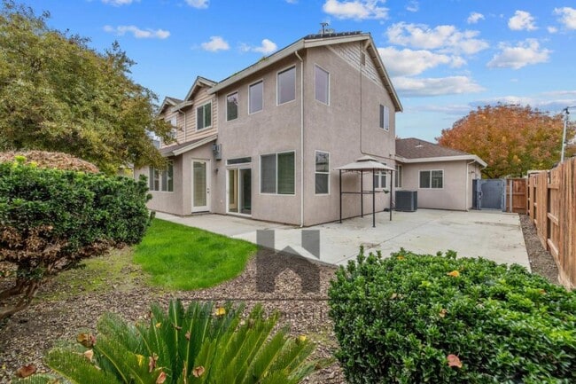 Building Photo - 3169 Brickfield Ave