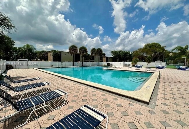 Building Photo - 3400 Blue Lake Dr