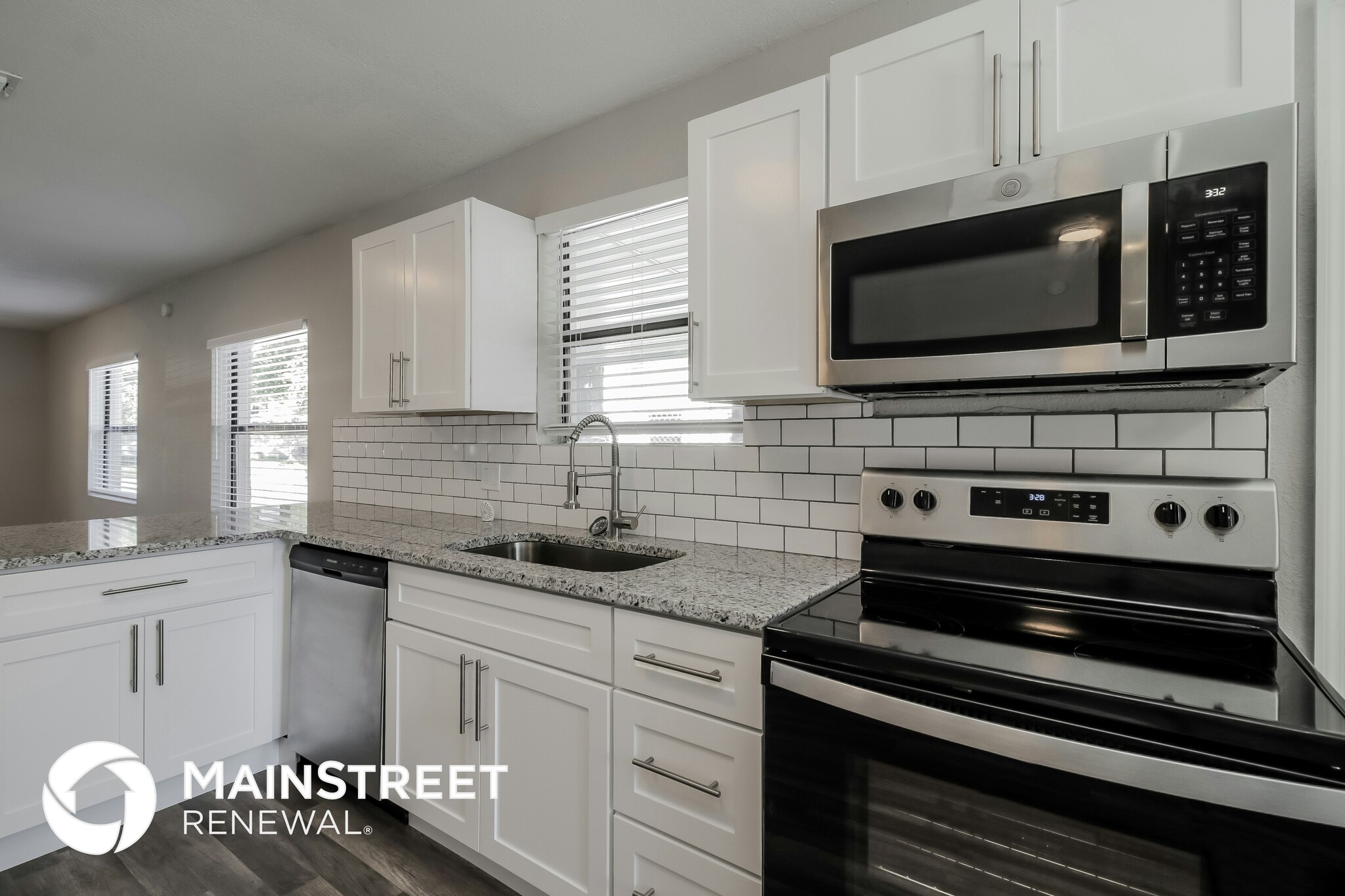 Building Photo - 4118 Minoso St