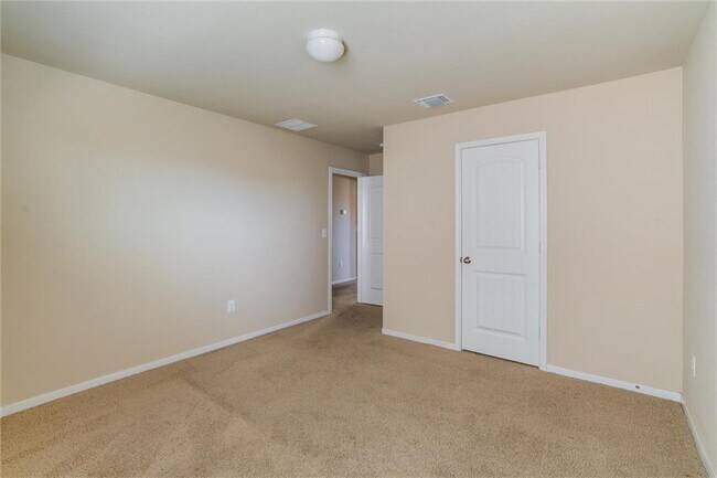 Building Photo - 11704 Andesite Rd