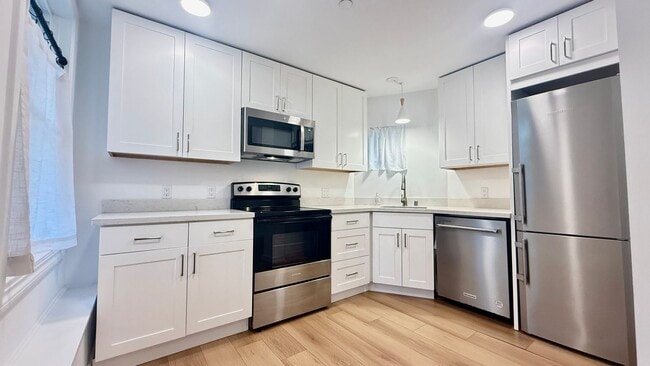 Building Photo - 1BR/1BA Renovated In-Law Unit in NOPA