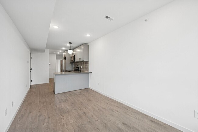 Building Photo - 1454 N 57th St