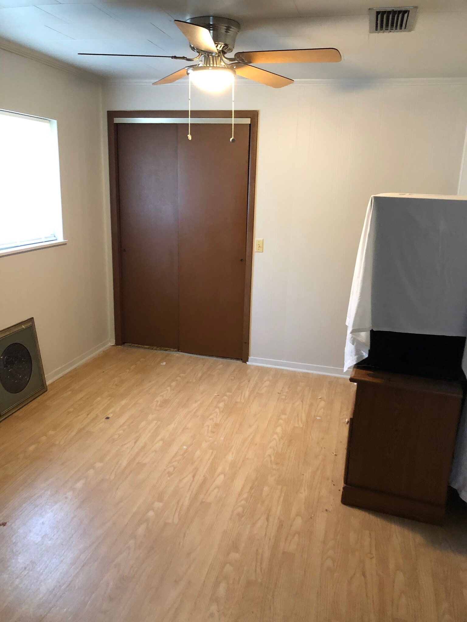 Living room - 2202 S Adams Ave