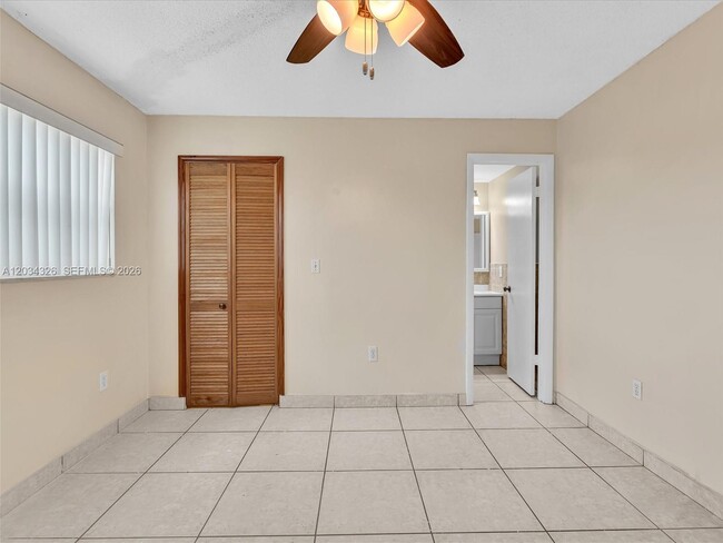 Building Photo - 210 NW 87th Ave