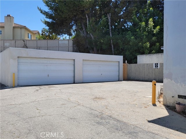 Building Photo - 1316 W Anaheim St