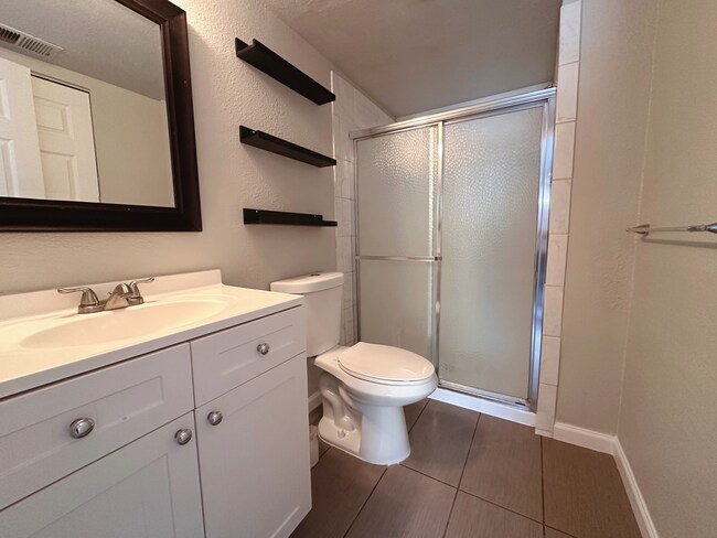 Master Ensuite Bathroom - 4400 S Quebec St