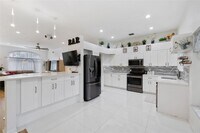 Building Photo - 5460 NW 38th Terrace