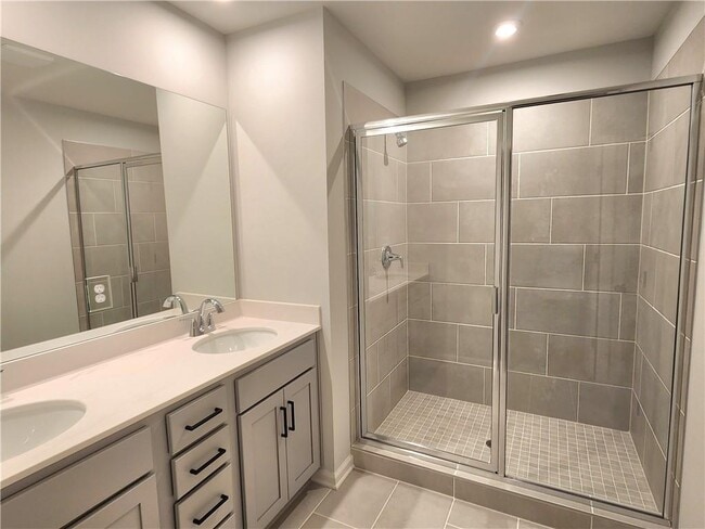 Building Photo - 848 Leraes Way