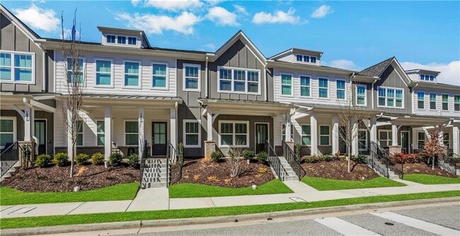 Building Photo - 1954 Sanford Dr