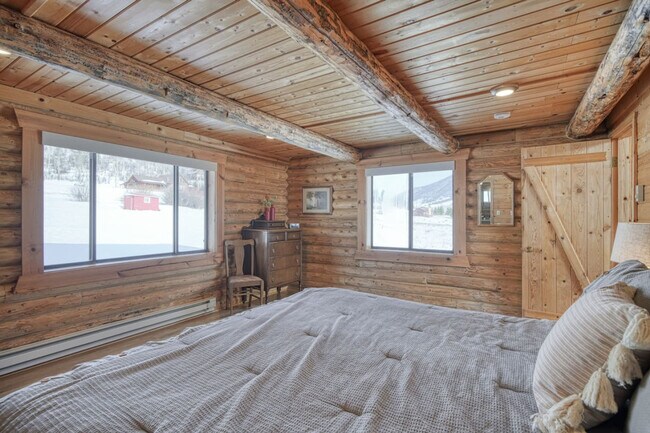 Building Photo - 5406 Henrys Lake Rd