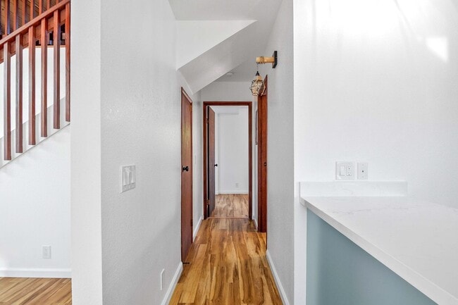 Building Photo - 68-046 Laau Paina Pl