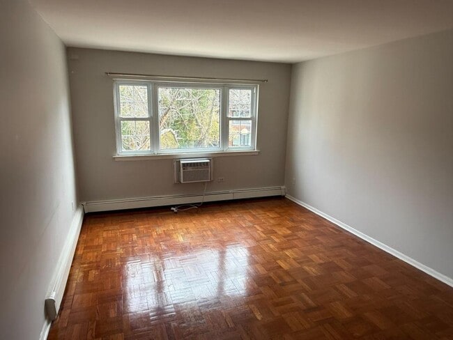 Building Photo - 3615 Waldo Ave