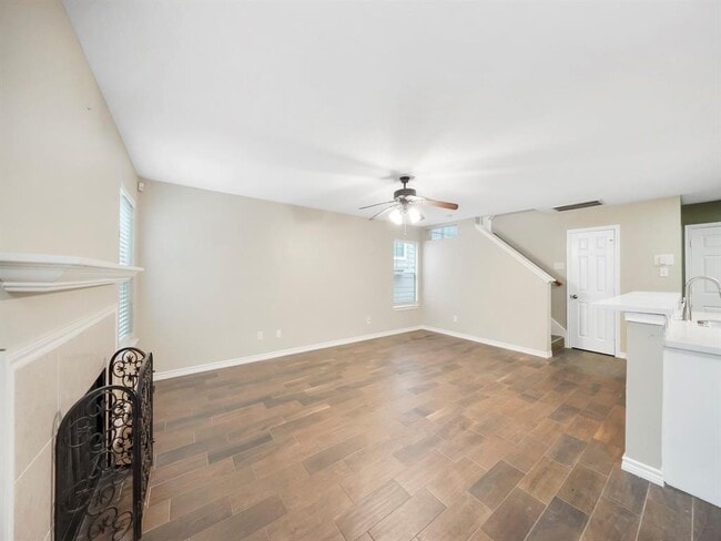Building Photo - 167 Anise Tree Pl