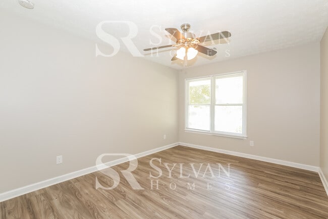 Building Photo - At Last, This Is What You Have Been Searching For!