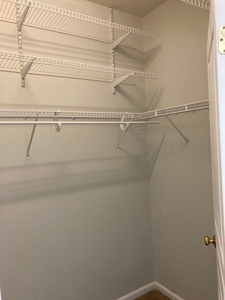 Walk-in master closet - 133 Kensington St