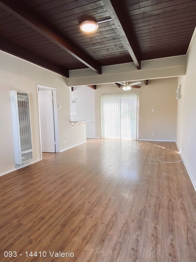 Building Photo - 14410 Valerio St