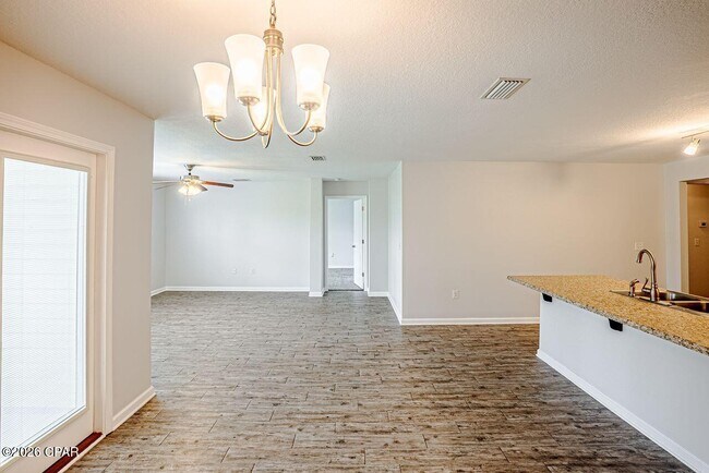 Building Photo - 7154 Riverbrooke St