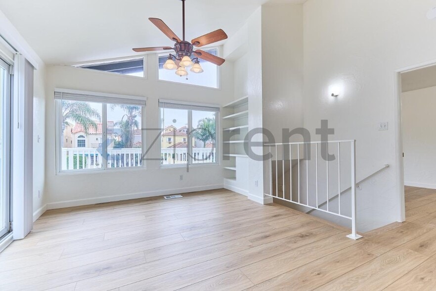 Building Photo - 405 20th St