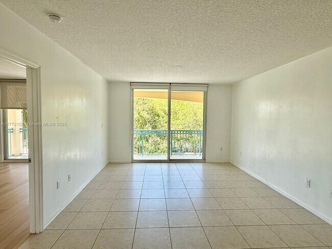Building Photo - 201 Golden Isles Dr
