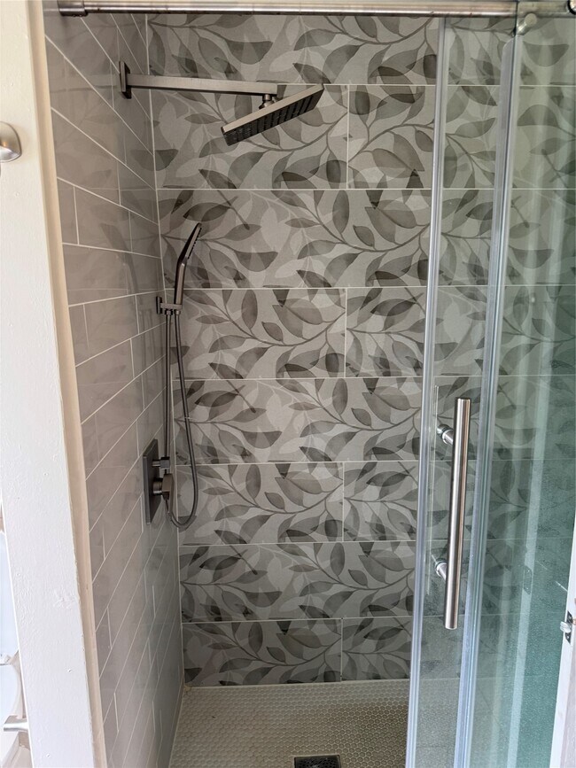 Building Photo - 13123 Chipman Glen Dr