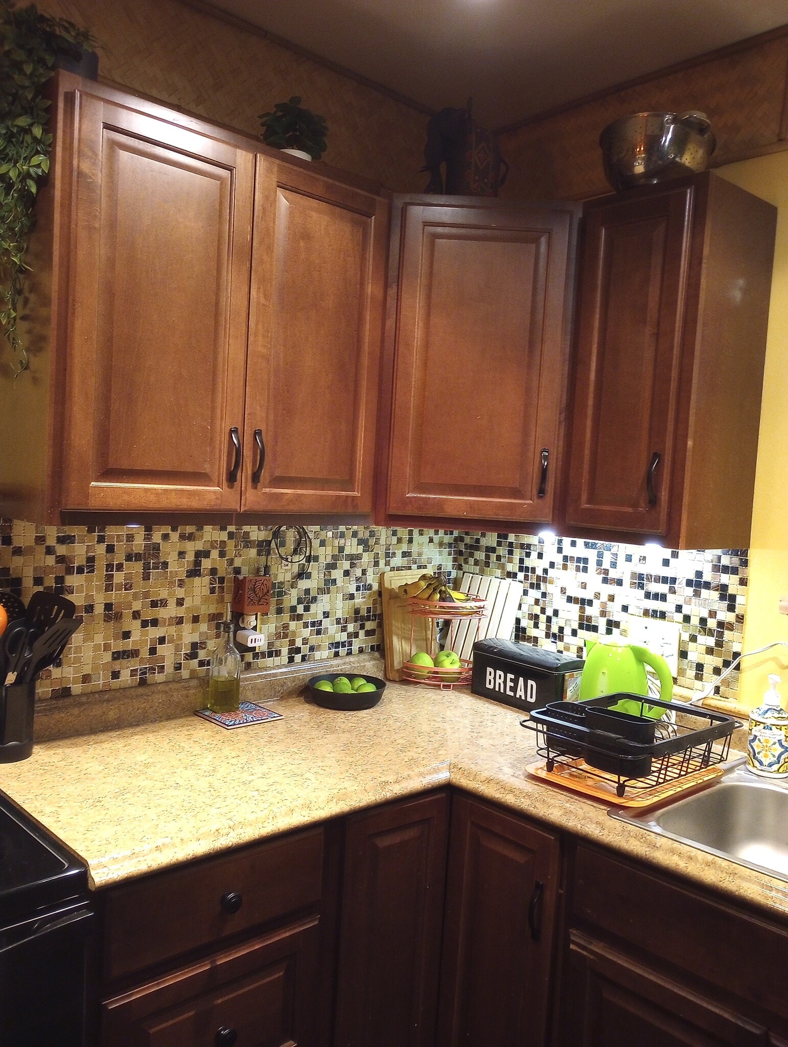 Plenty of Pantry cabinet & counter space - 281 Kaikea St